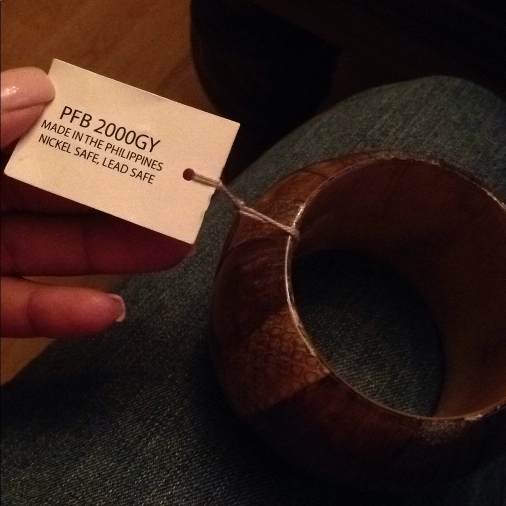 Bracelet - Picture 4 of 4
